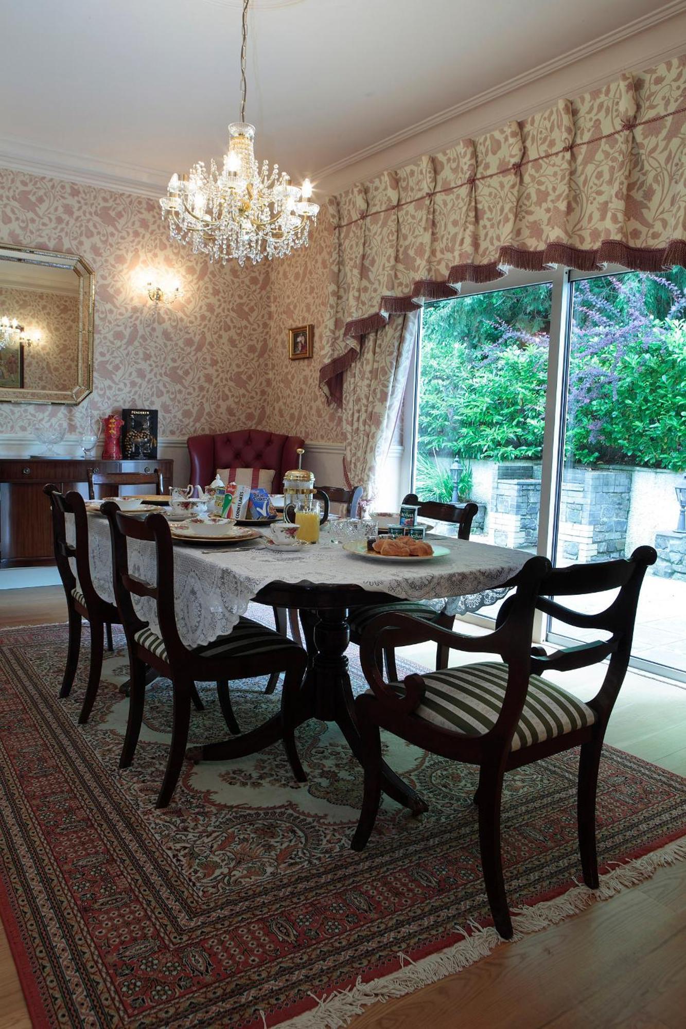 Plas Y Dderwen Bed And Breakfast Αμπερίστγουιθ Εξωτερικό φωτογραφία