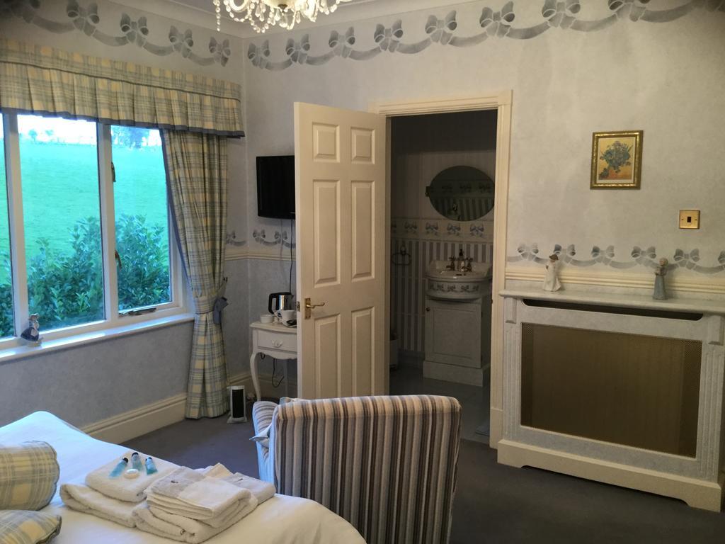 Plas Y Dderwen Bed And Breakfast Αμπερίστγουιθ Εξωτερικό φωτογραφία